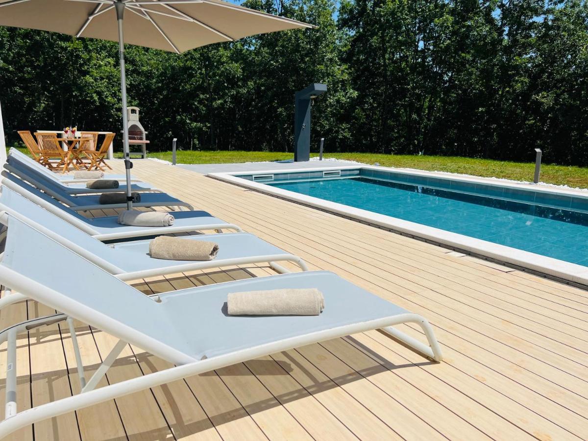 Vila Prisunca Jacuzzi & Swimming Pool Pazin Extérieur photo