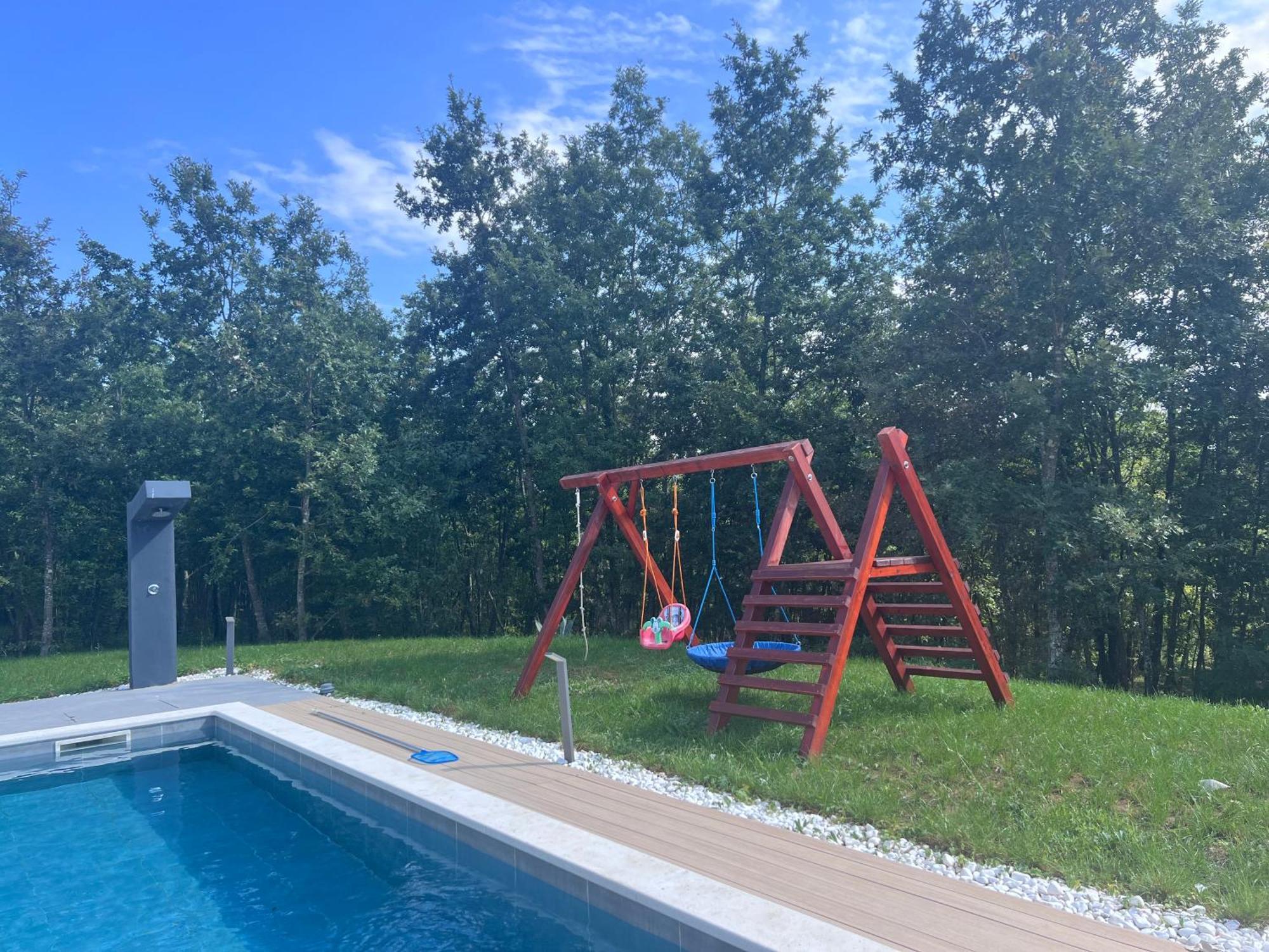 Vila Prisunca Jacuzzi & Swimming Pool Pazin Extérieur photo